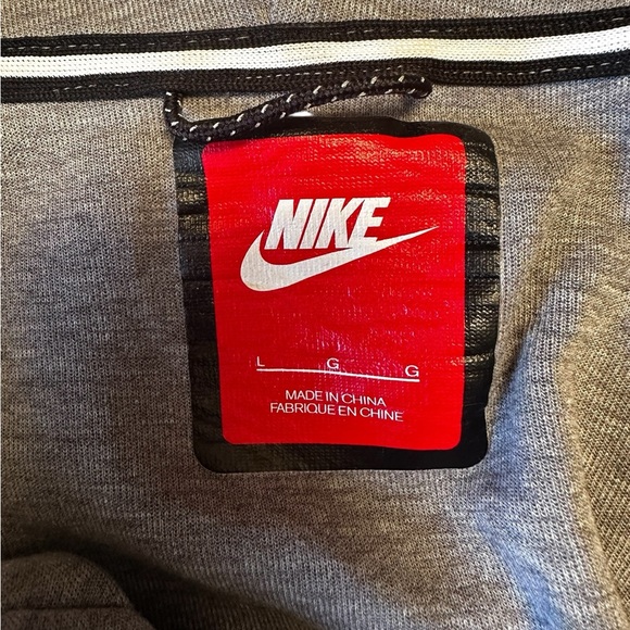Nike Gray Hoodie W/Zip Up, Athletic, Casual, Minimalist, Soft, Streetwear - Picture 6 of 9